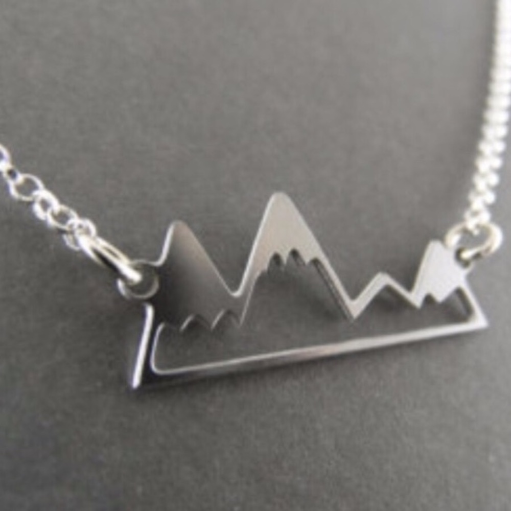 🌲WILDMOOSE🌲 Rocky Mountains Necklace - Picture 3 of 3